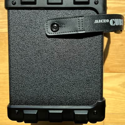 Roland Micro Cube 2-Watt 1x5" Guitar Combo 2004 - 2014 - Black image 5