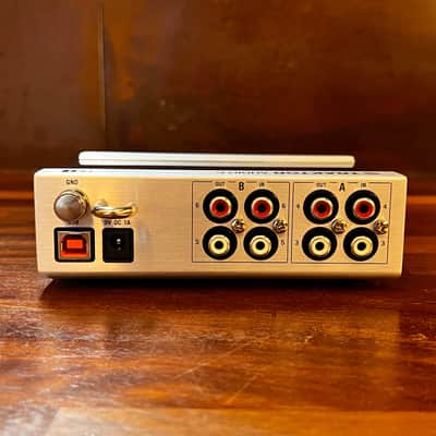 Native Instruments Traktor Scratch A6 Interface 2010s - Silver image 4