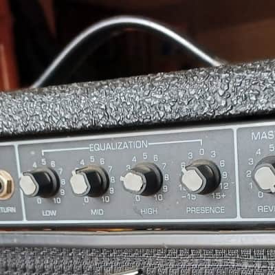 Peavey Bandit 75 Solo Series 75-Watt 1x12" Guitar Combo Late 1980s - Black image 2