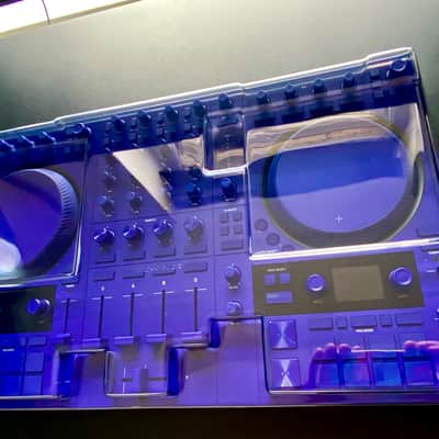 Native Instruments Traktor Kontrol S4 MK3 - Ltd Ultraviolet Edition - As New - Pick Up Only Dublin! image 3