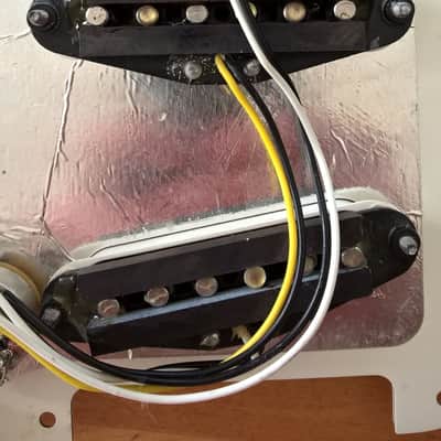 2007 Fender MIM Standard Stratocaster Loaded Pickguard -- Excellent Condition image 5