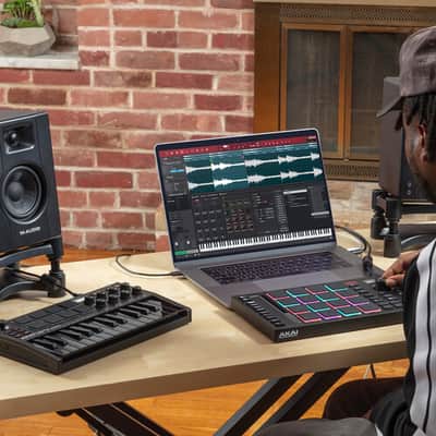 Akai Professional MPC Studio Music Production Controller and MPC Software image 13