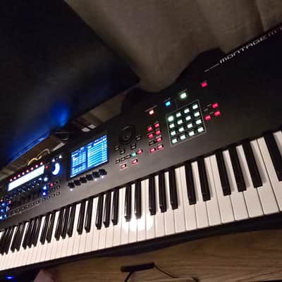Yamaha Montage M7 76-Key Synthesizer 2023 in Superb Condition