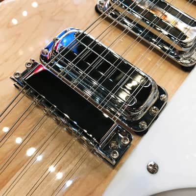 Rickenbacker 1993Plus 12-String Electric Guitar MapleGlo image 10