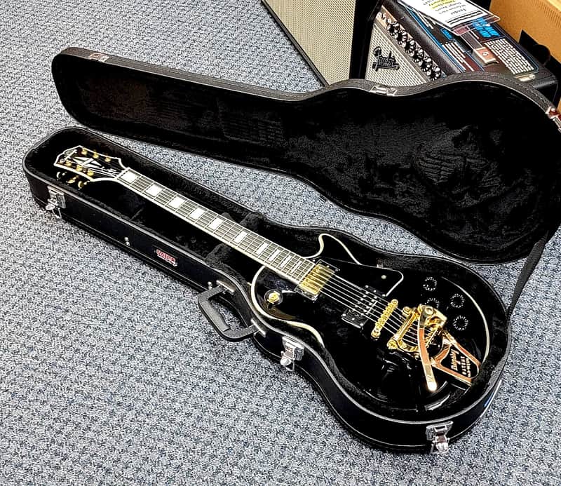 2022 Epiphone Les Paul Custom w/ Case & Bigsby! Ebony w/ Gold Hardware! VERY NICE!!! image 1