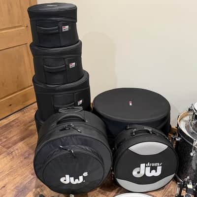 DW DWe 6 piece drum set 2024 - Black Galaxy image 9