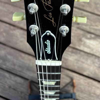1991 Gibson Les Paul Studio with Ebony Fretboard 1990 - 1995 - Wine Red image 5