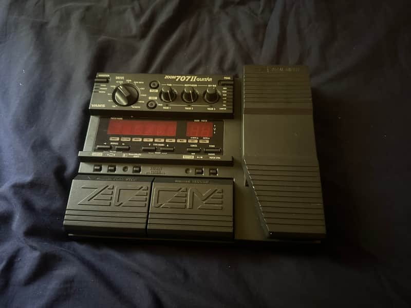 Zoom GFX-707II Guitar Effects Processor image 1