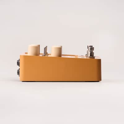 Universal Audio UA-ENIGMATIC Enigmatic '82 Overdrive Special Amplifier Emulator image 3
