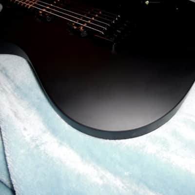 Washburn Parallaxe -Guitars4cancer- PXS Reverse headstock 14 Charcoal Flat Buzz Feiten tuning system image 6