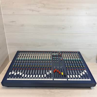 Soundcraft LX7ii 24-Channel 4-Bus Analog Mixer Console 2010's image 8