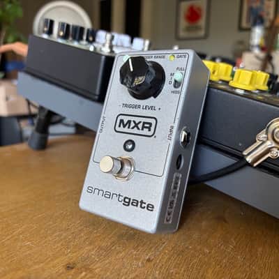Electro-Harmonix Silencer Noise Gate / Effects Loop 2015 - Present - Black image 2