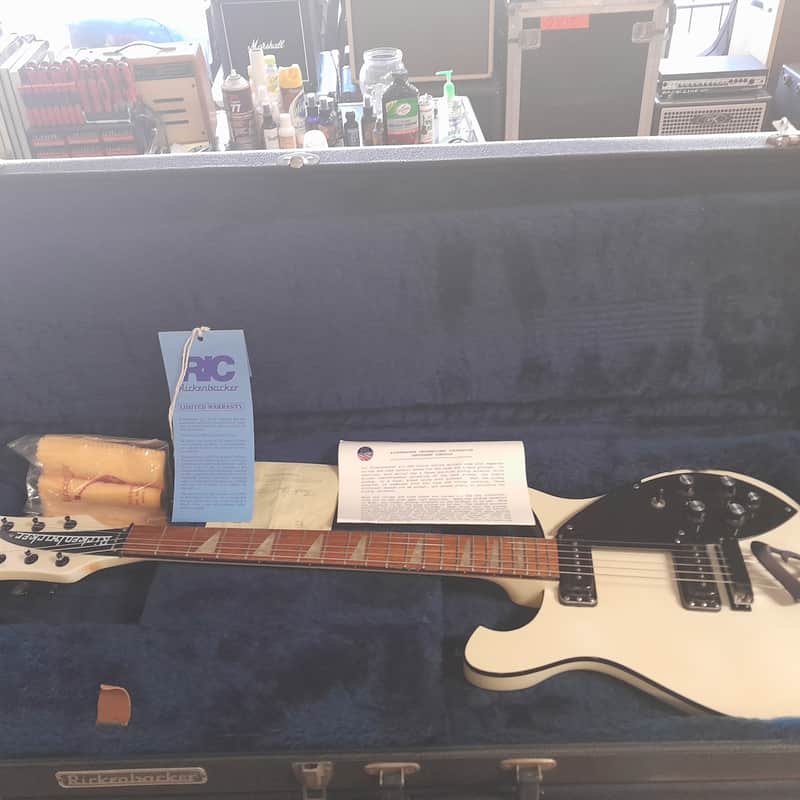 1991 Rickenbacker 620 Tuxedo