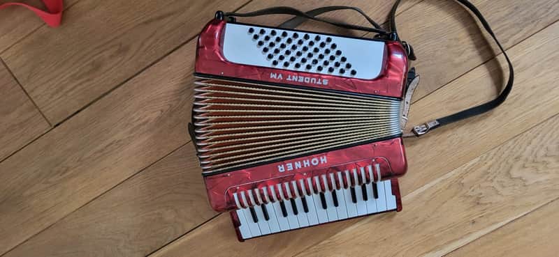 Hohner Akkordeon Student VM Ende 90er - rot image 1