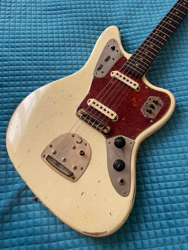 Fender Jaguar 1964 - Gold hardware !