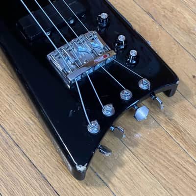 Hondo Alien Headless Electric Bass Guitar 1980s image 15