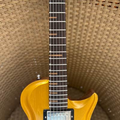 Gravity Single cut Goldtop 2026 - Nitro Aztec Gold image 10