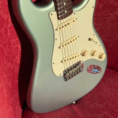 Fender American Vintage '62 Stratocaster 1989 - 1996 Ocean Turquoise image 3