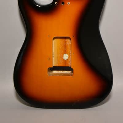 1994 Fender USA 40th Anniversary American Standard Stratocaster Body Sunburst image 2