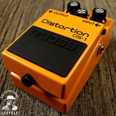 Boss DS-1 Distortion FREE LARGE MONK SHIRT INCLUDED!! image 4