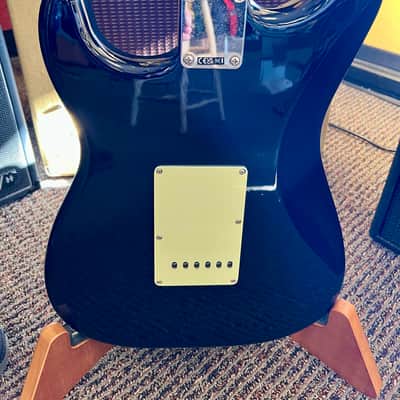 Fender LIMITED EDITION VINTERA® II ROAD WORN® '60S STRATOCASTER® 2025 - Black image 5