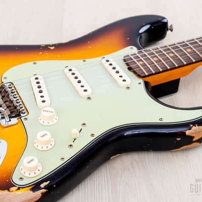 2023 Fender Custom Shop ‘61 Stratocaster Heavy Relic Super Faded/Aged Three-Tone Sunburst w/ Texas Specials image 6