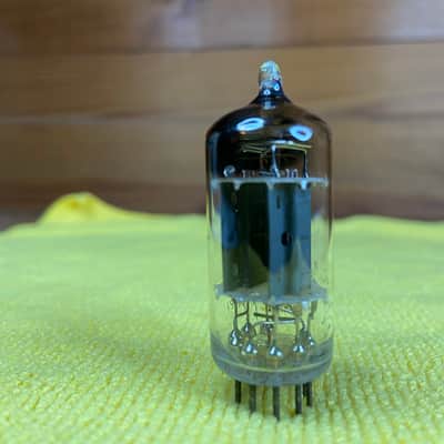Mullard 12ax7 / ECC 83 Square Getter 50’s image 4