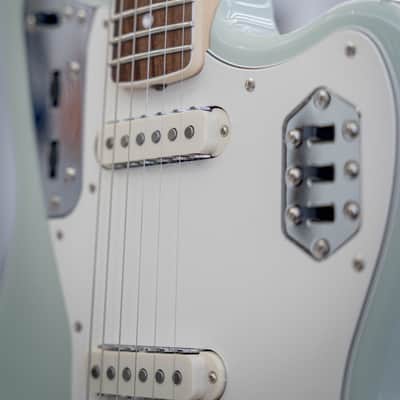 Fender MIJ Moeka Shiotsuka Signature Jaguar 2025 - Aged Sonic Blue image 4