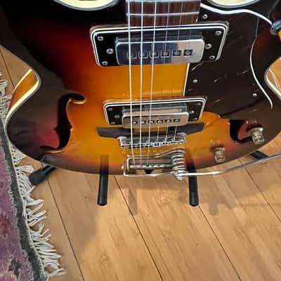 Univox Coily (U1825) Late 60’s - Sunburst image 4