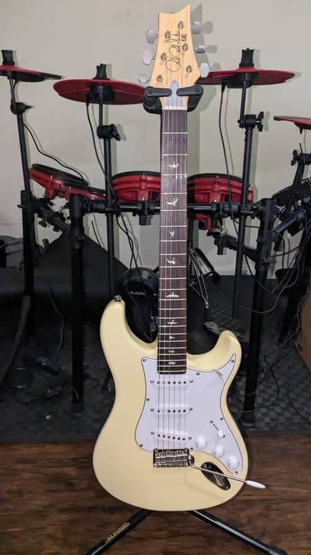PRS SE Silver Sky 2022 - Present - Moon White