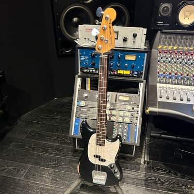 Fender JMJ Road Worn Mustang Bass Black image 1