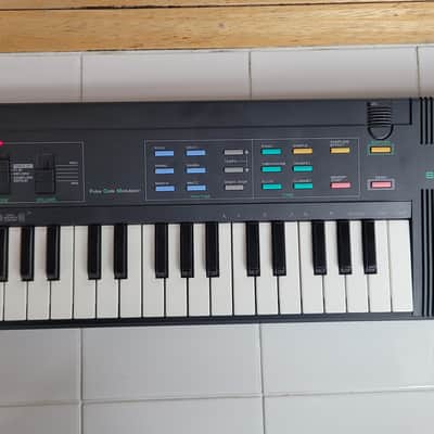 CASIO SK-2 Sampling Keyboard 1980's Pulse Code Modulation