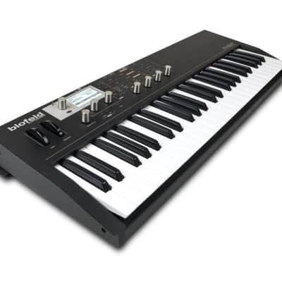 Waldorf Blofeld Keyboard Synthesizer (Black) image 2