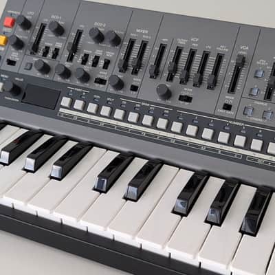 Roland JX-08 Boutique Series Polyphonic Synthesizer Module with K-25m Keyboard 2021 - Present - Black