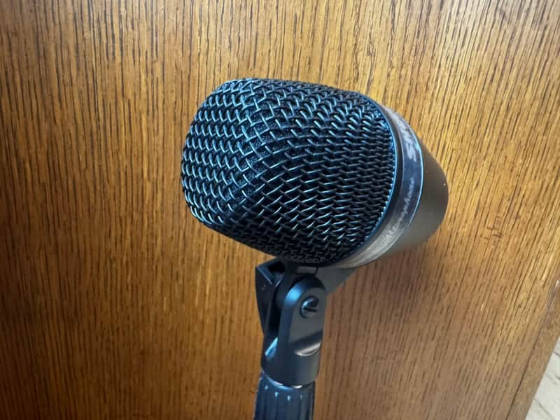 Shure PGA52 Drum Mic image 1