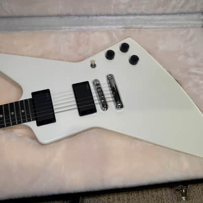 Gibson Guitar Of The Week #47 '84 Explorer Reissue 2007 - Alpine White - Hetfield Metallica! image 12