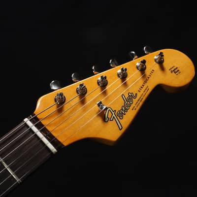Fender American Vintage 1965 Stratocaster Round-Lam Rosewood Fingerboard Sonic Blue 670 image 4