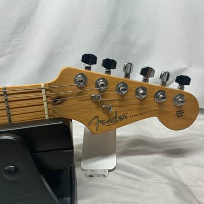 Fender Highway One Stratocaster Guitar 2002 - Crimson Red Transparent / Maple neck image 8