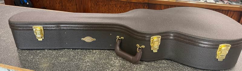 Taylor Deluxe Hardshell Grand Auditorium Case 2020s - Brown image 1