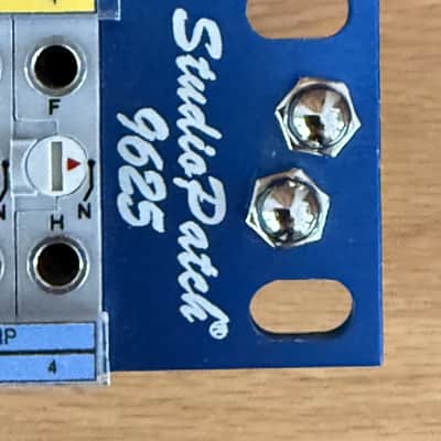 Immagine Switchcraft StudioPatch 9625 96-Point TT-DB25 Patchbay & Cable Bundle - 5