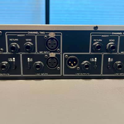 dbx 586 2-Channel Vaccuum Tube Preamplifier 1990s - Silver image 5