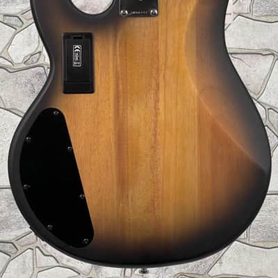 Sterling Stingray HH in Natural Spaulted Maple Burst Satin image 4