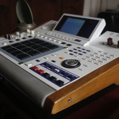 Akai MPC4000 Custom full options image 3