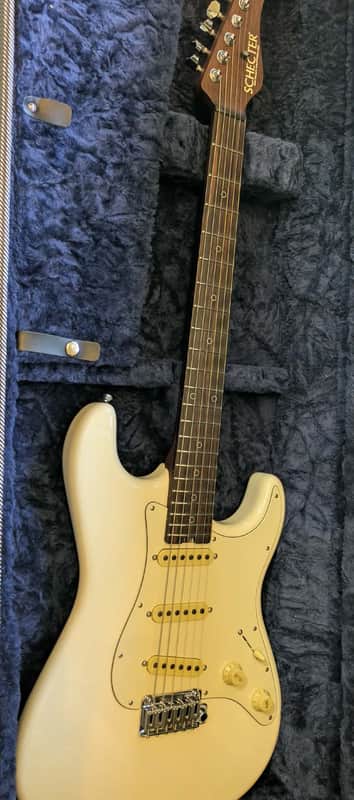 Schecter Nick Johnston USA Signature 2017 - Present - Atomic Snow Nitro image 1