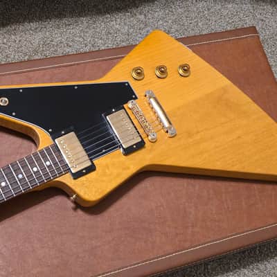 Gibson 2022 Korina Custom Shop '58 Explorer Reissue Guitar, OHSC, COA & All Case Candy, MINT image 3