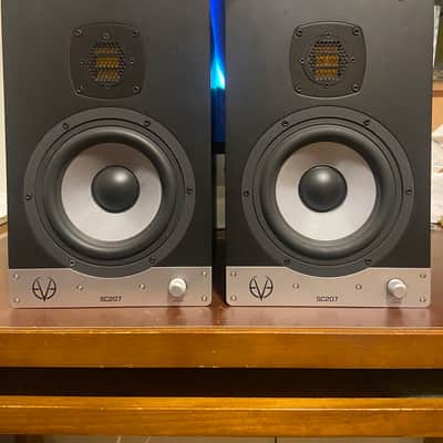 Pair Eve SC207 Studio Monitors image 1