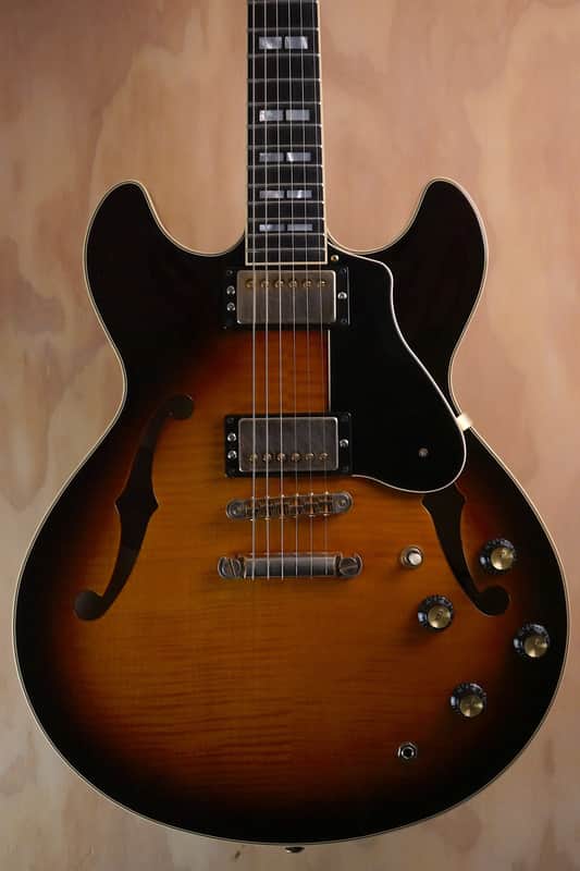 Yamaha SA2200 Semi-Hollow Electric Guitar Sunburst, Yamaha Hard Case included image 1