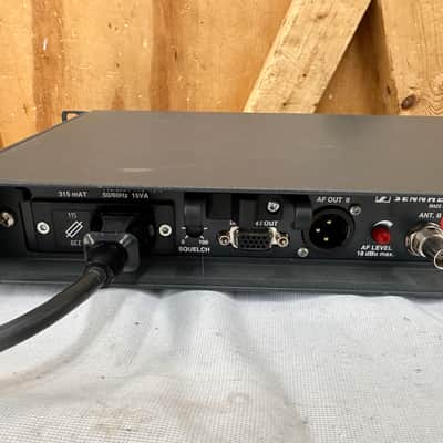 Sennheiser EM3532 572-608 MHz w/2 SK5012 Bodypacks - Two Available image 4