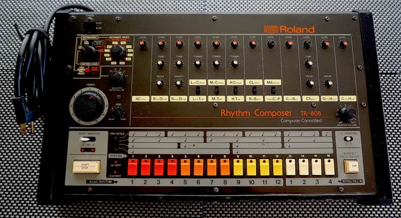 Roland TR-808 Rhythm Composer 1982 - Black image 1