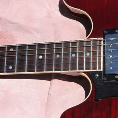 left handed heritage H-535 2017 merlot image 3